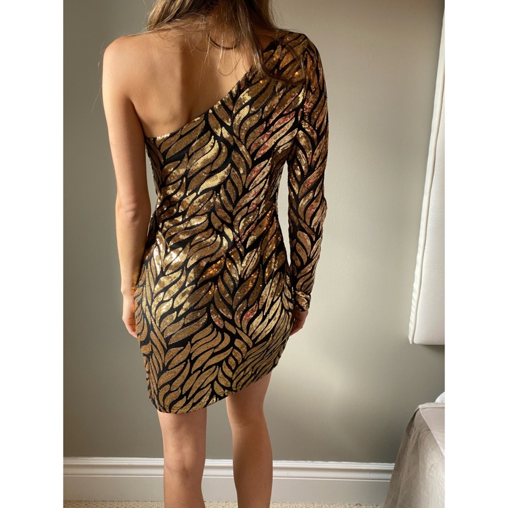 One shoulder mini dress
